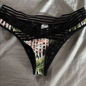 Body Glove Black and White Patterned Bikini Bottom